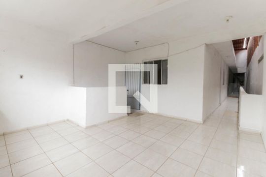 Área Externa de casa para alugar com 1 quarto, 45m² em Jardim Elizabeth, São Paulo