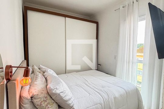 Suíte de apartamento à venda com 2 quartos, 55m² em Vila Santo Alberto, Santo André