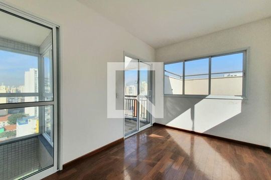 Apartamento à venda com 2 quartos, 142m² em Água Branca, São Paulo