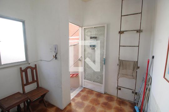 Casa para alugar com 1 quarto, 40m² em Tomás Coelho, Rio de Janeiro