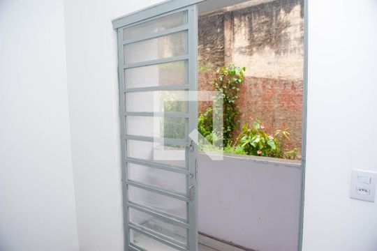 Varanda da Sala de apartamento para alugar com 2 quartos, 68m² em Vila Virginia, Itaquaquecetuba