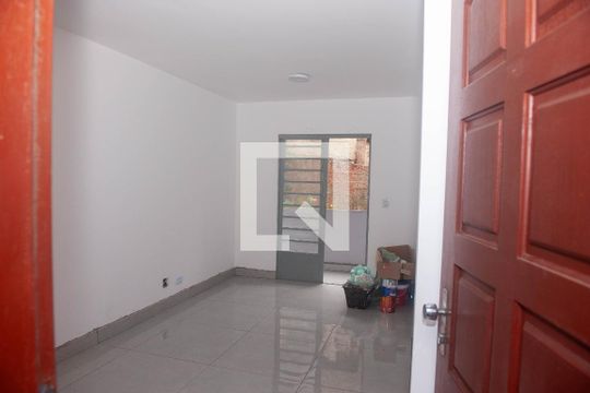 Apartamento para alugar com 2 quartos, 68m² em Vila Virginia, Itaquaquecetuba
