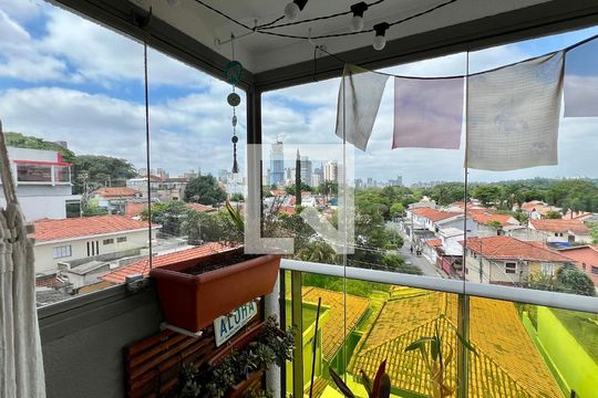 Sacada de kitnet/studio para alugar com 1 quarto, 34m² em Vila Madalena, São Paulo