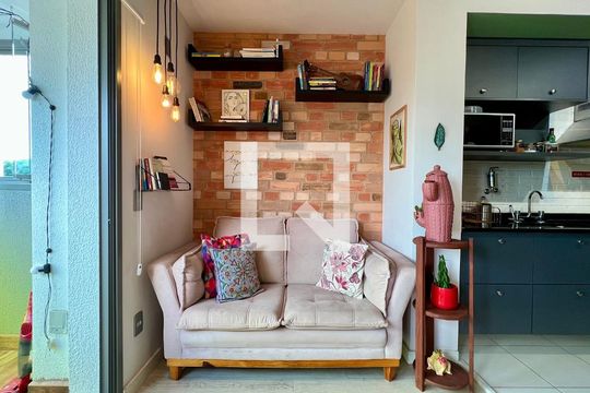 Sala de kitnet/studio para alugar com 1 quarto, 34m² em Vila Madalena, São Paulo