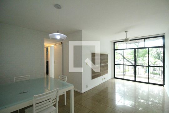 Apartamento para alugar com 3 quartos, 85m² em Pechincha, Rio de Janeiro