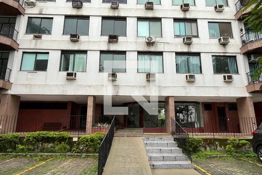 Fachada de apartamento para alugar com 3 quartos, 85m² em Pechincha, Rio de Janeiro