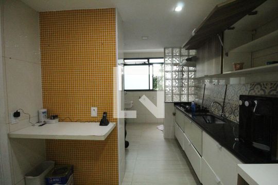 Cozinha de apartamento para alugar com 3 quartos, 85m² em Pechincha, Rio de Janeiro