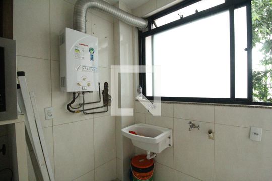 Área de serviço de apartamento para alugar com 3 quartos, 85m² em Pechincha, Rio de Janeiro