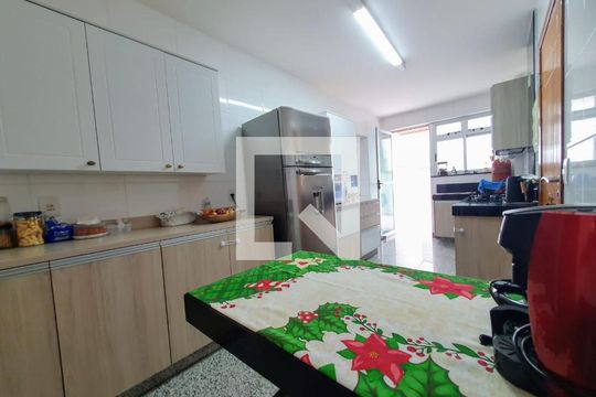 Cozinha de apartamento à venda com 4 quartos, 223m² em União, Belo Horizonte