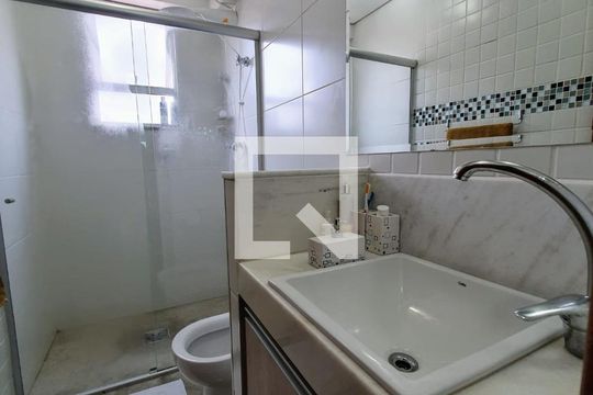 Banheiro de apartamento à venda com 4 quartos, 223m² em União, Belo Horizonte