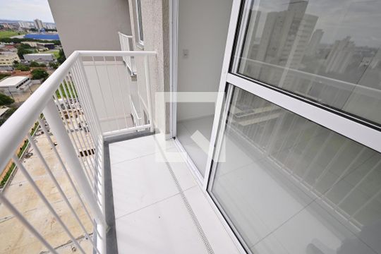 Sala de apartamento para alugar com 2 quartos, 43m² em Jardim Atlantico, Goiânia