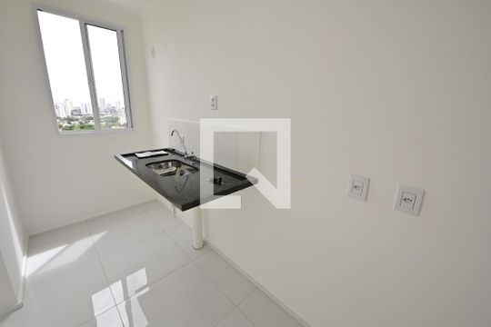 Cozinha de apartamento para alugar com 2 quartos, 43m² em Jardim Atlantico, Goiânia