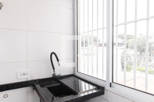 Área de Serviço de apartamento para alugar com 2 quartos, 42m² em Vila Guilhermina, São Paulo