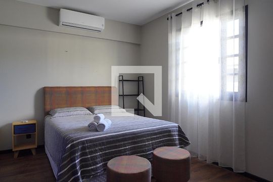 Suíte 3 de casa de condomínio para alugar com 3 quartos, 1000m² em Lagoa da Conceição, Florianópolis