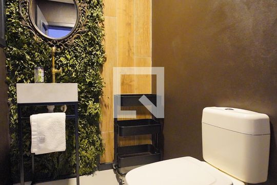 Lavabo - Sala de casa de condomínio para alugar com 3 quartos, 1000m² em Lagoa da Conceição, Florianópolis