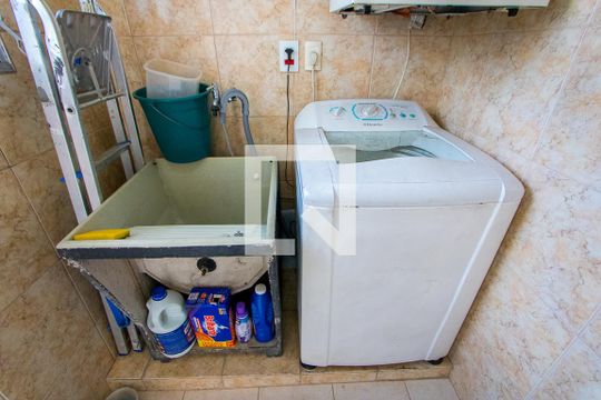 Área de serviço de casa à venda com 3 quartos, 260m² em Vila Tibiriçá, Santo André