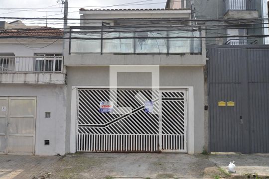 Fachada de casa à venda com 3 quartos, 100m² em Utinga, Santo André