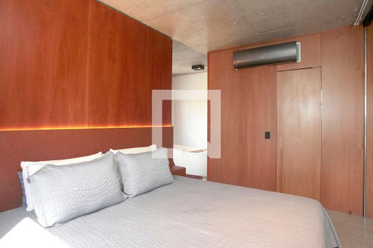 Quarto de apartamento à venda com 1 quarto, 69m² em Petrópolis, Porto Alegre