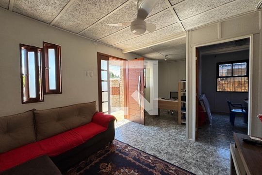Sala  de casa à venda com 2 quartos, 80m² em Santos Dumont, São Leopoldo
