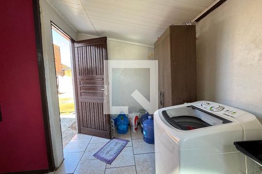 Área de serviço  de casa à venda com 2 quartos, 80m² em Santos Dumont, São Leopoldo