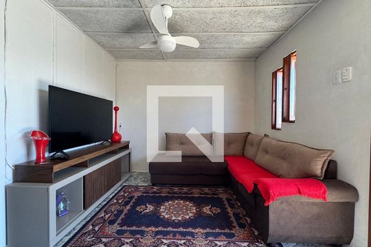 Sala  de casa à venda com 2 quartos, 80m² em Santos Dumont, São Leopoldo