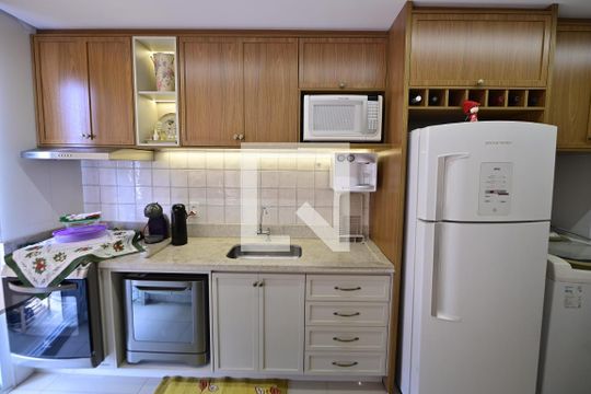 Cozinha de apartamento para alugar com 3 quartos, 80m² em Setor Pedro Ludovico, Goiânia