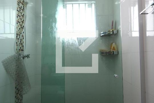 Banheiro da Suíte 1 de casa à venda com 3 quartos, 125m² em Jardim Vila Formosa, São Paulo