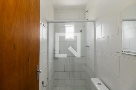 Banheiro de casa à venda com 2 quartos, 50m² em Jardim Miriam, São Paulo