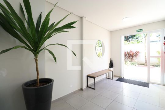 Hall de entrada de apartamento para alugar com 1 quarto, 27m² em Barra Funda, São Paulo