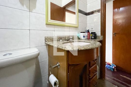 Banheiro - Suíte  de casa à venda com 4 quartos, 300m² em Ferrazópolis, São Bernardo do Campo