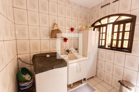 Área de Serviço de casa à venda com 3 quartos, 260m² em Jardim Ana Maria, Santo André