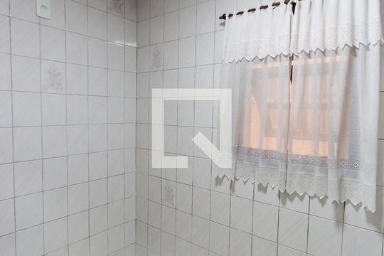 Sala de casa à venda com 3 quartos, 260m² em Jardim Ana Maria, Santo André