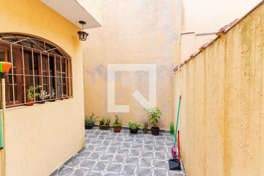 Área Externa de casa à venda com 3 quartos, 260m² em Jardim Ana Maria, Santo André