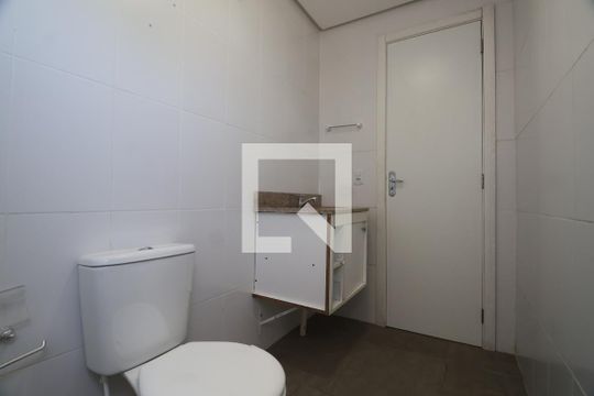 Banheiro  de apartamento para alugar com 2 quartos, 50m² em Nossa Senhora das Gracas, Canoas