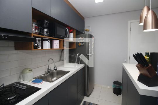 Cozinha e Área de Serviço de apartamento à venda com 2 quartos, 44m² em Tatuapé, São Paulo