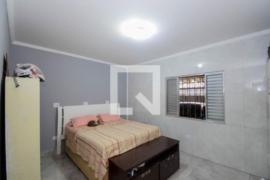 Quarto 2 de casa à venda com 2 quartos, 200m² em Vila Galvão, Guarulhos