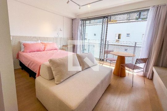 Studio de kitnet/studio à venda com 1 quarto, 30m² em Pinheiros, São Paulo