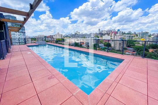 Área comum - Piscina de kitnet/studio à venda com 1 quarto, 30m² em Pinheiros, São Paulo