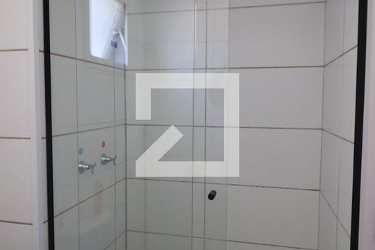 Banheiro de apartamento para alugar com 2 quartos, 57m² em Fátima, Canoas