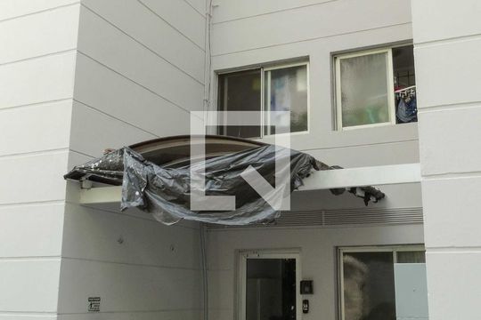 Fachada do Bloco de apartamento para alugar com 2 quartos, 58m² em São Pedro, Osasco