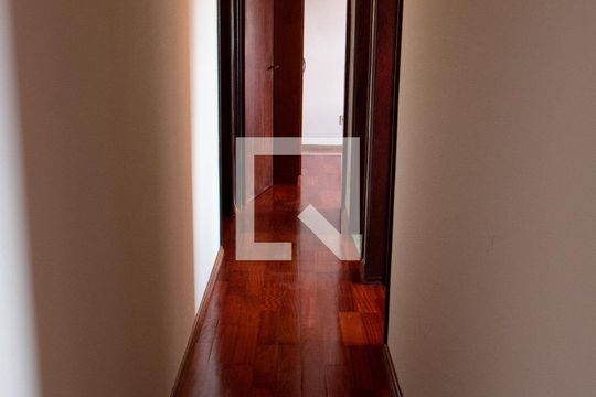 CORREDOR de apartamento para alugar com 3 quartos, 111m² em Jardim Chapadão, Campinas