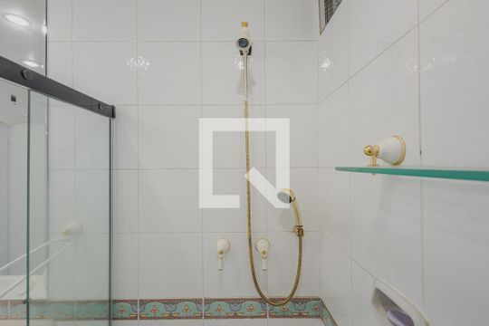 Banheiro de apartamento à venda com 1 quarto, 93m² em Jardim Paulista, São Paulo