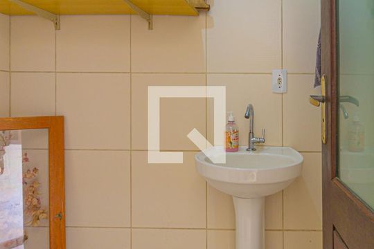 Lavabo de casa para alugar com 3 quartos, 117m² em Nossa Senhora das Gracas, Canoas