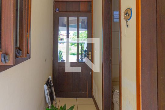 Corredor de casa para alugar com 3 quartos, 117m² em Nossa Senhora das Gracas, Canoas
