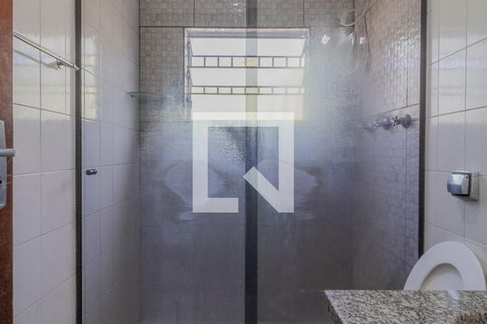 Banheiro de apartamento para alugar com 1 quarto, 30m² em Jardim Aricanduva, São Paulo