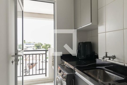 Área de Serviço de apartamento à venda com 2 quartos, 47m² em Vila Carmosina, São Paulo