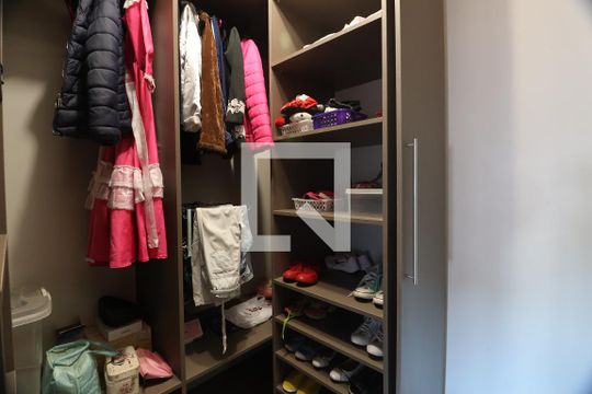 Quarto 2 - Armários de casa à venda com 2 quartos, 192m² em São Luís, Canoas