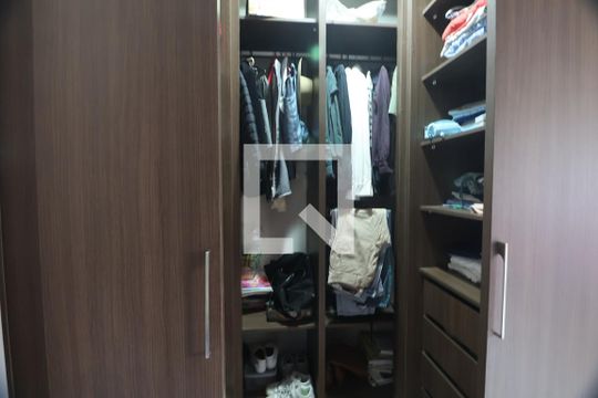 Quarto 1 - Armários de casa à venda com 2 quartos, 192m² em São Luís, Canoas