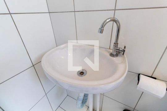 Banheiro da Suíte de apartamento para alugar com 1 quarto, 29m² em Vila Ré, São Paulo