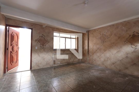 Garagem de casa para alugar com 3 quartos, 170m² em Jardim Vila Formosa, São Paulo